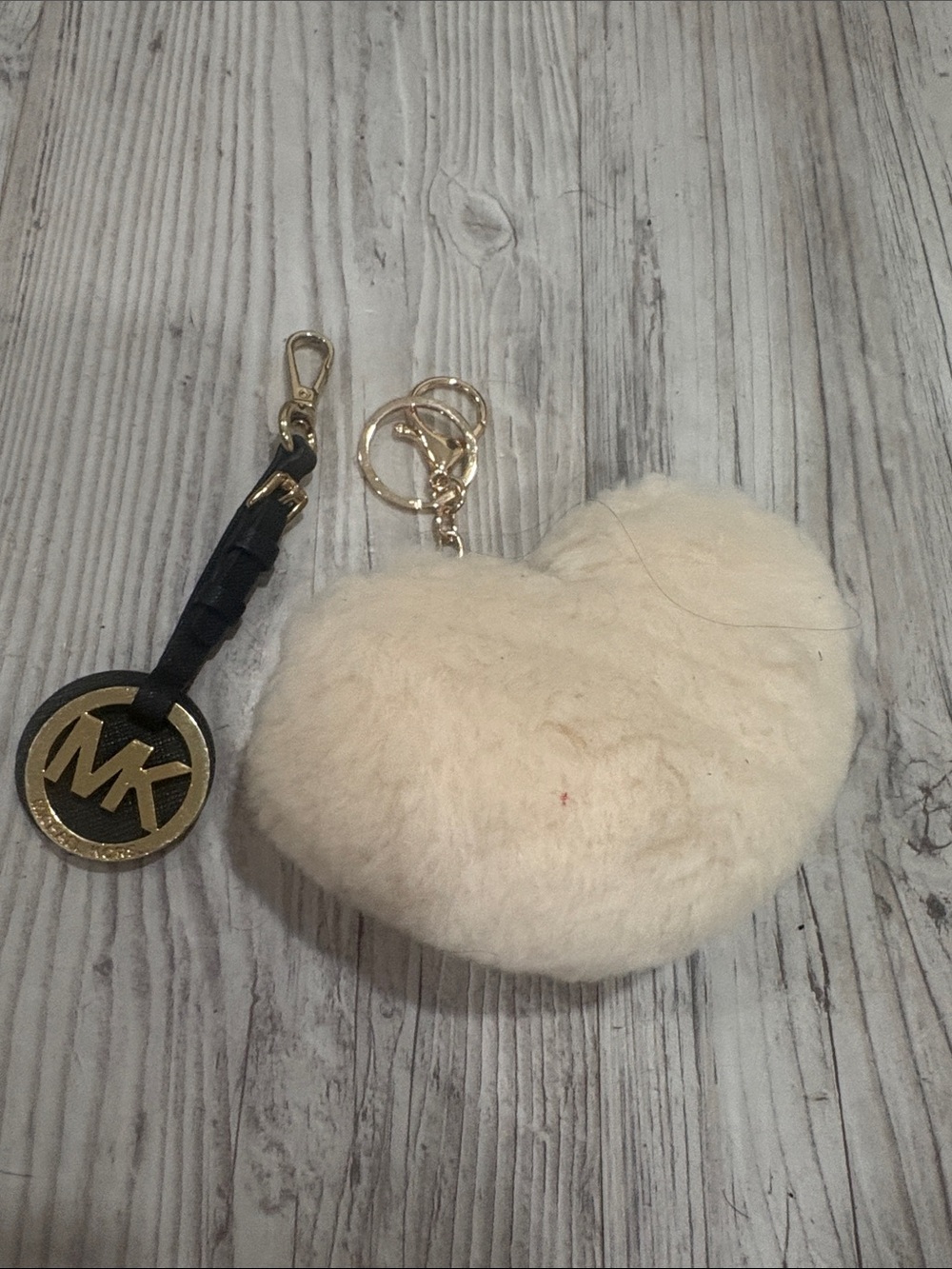 Keychain - Michael Kors Gold Tone MK Circle Logo Bag Charm Fob Purse Hang Tag